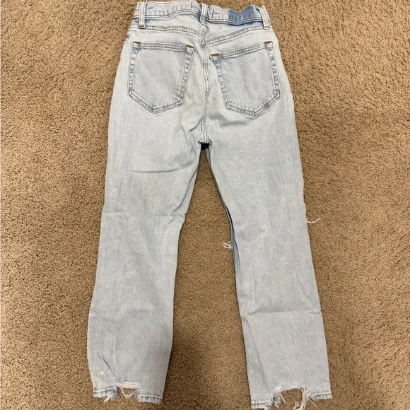 Abercrombie & Fitch Ultra High Rise Ankle Straight Jeans - Picture 3 of 4